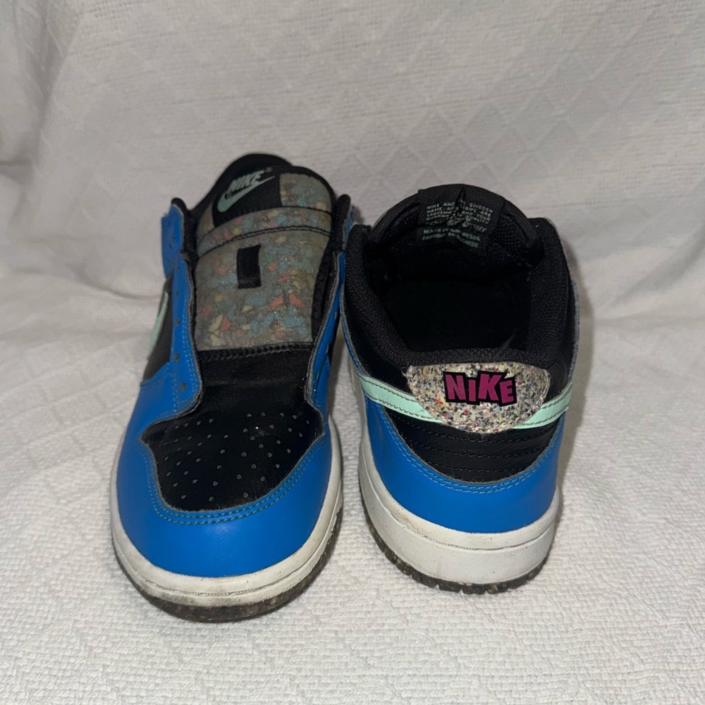 Nike Dunk Low SE ‘Black Light Photo Blue Mint Foam’ Size 6Y or Women’s 7.5 - Picture 2 of 11